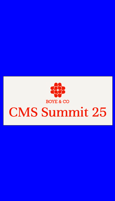 Logo der Veranstaltung ‚CMS Summit 25‘ von Boye & Co, rote Schrift und Icon auf hellem Hintergrund, blauer Rahmen